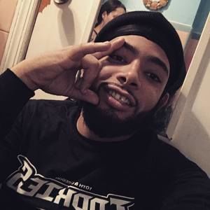 Meet your Posher, Dennis